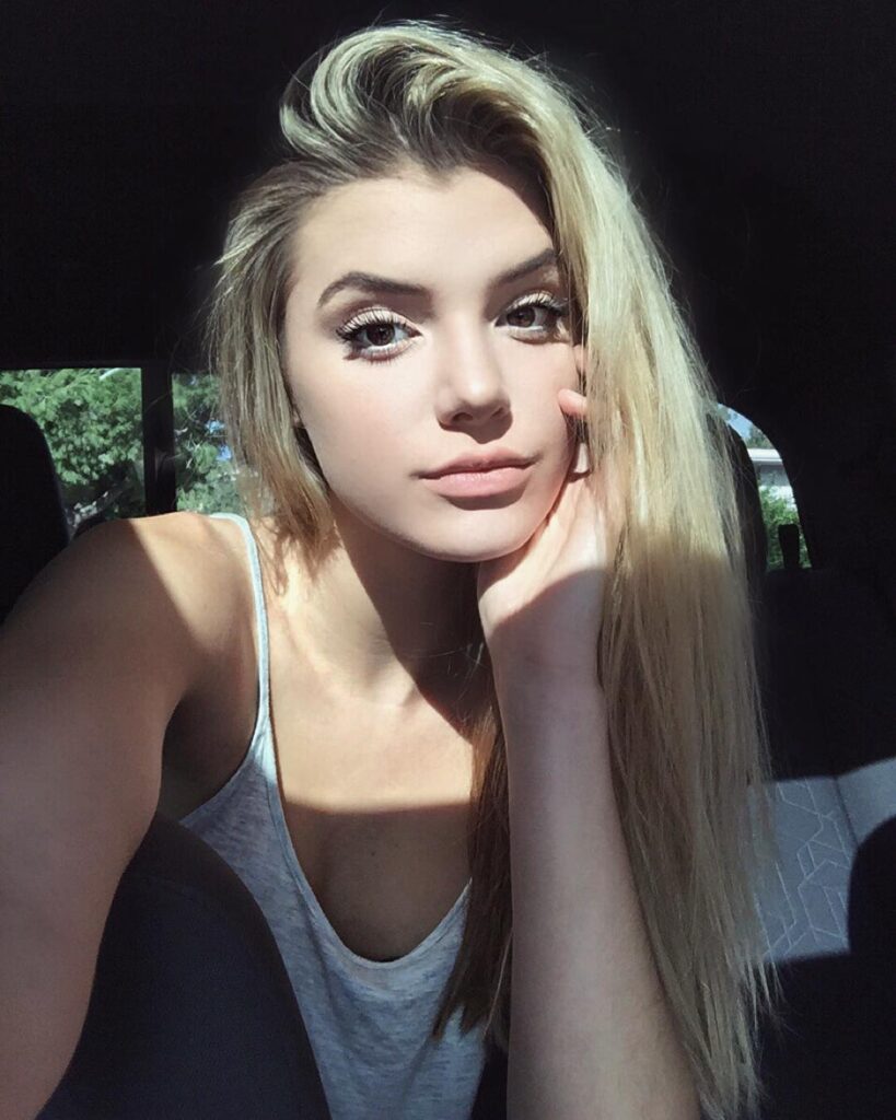 Alissa Violet Age, Net Worth, Wiki, Career, Life Style